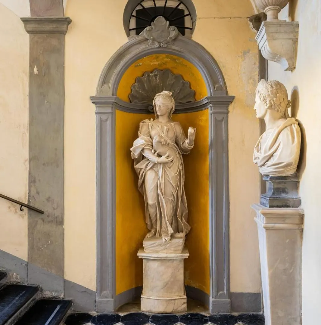 La Foresteria Di Palazzo Picedi Benettini Sarzana